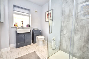 Photo 19- click for photo gallery